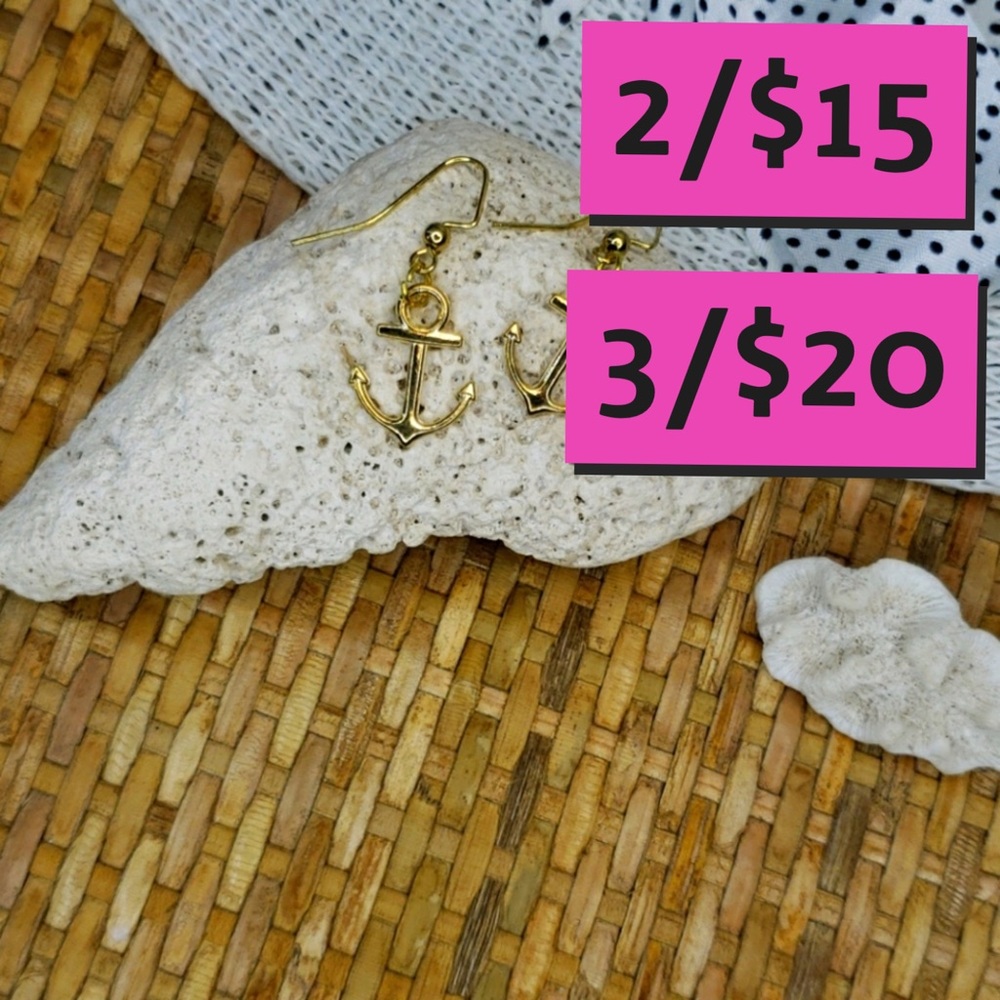 2/$15 NWT fashion anchor earrings